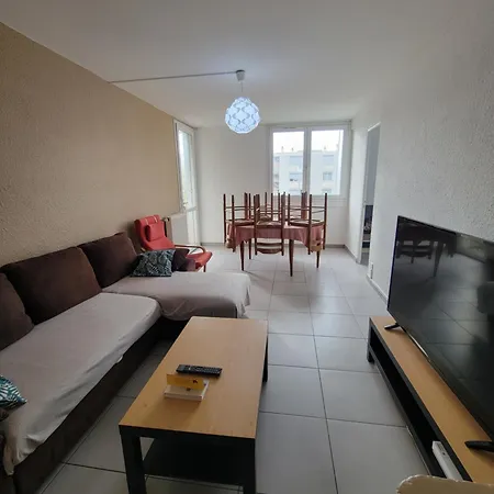 6 Pers A 5 Min -plage Et Aeroport Apartment *